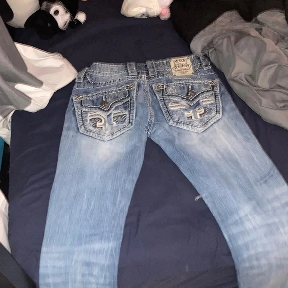 Size 27 Rock Revivlejeans
